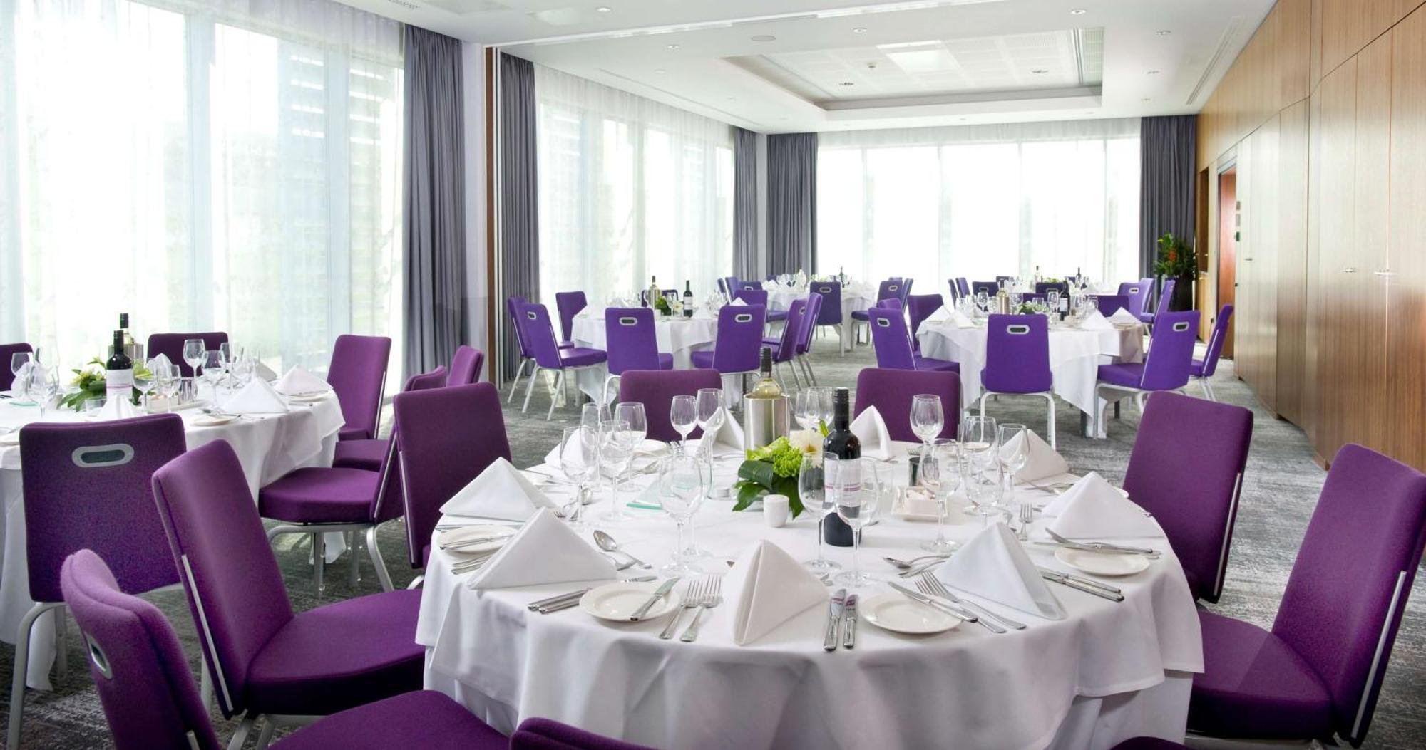 Radisson Blu Hotel East Midlands Airport Касл-Донингтон Экстерьер фото