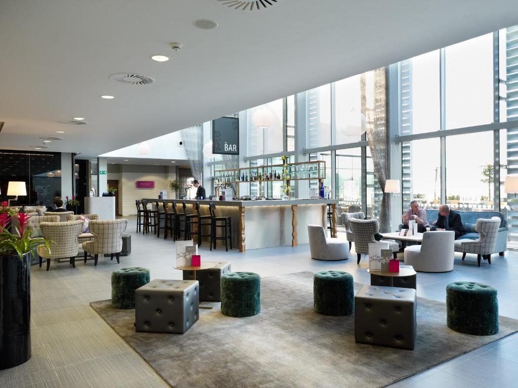 Radisson Blu Hotel East Midlands Airport Касл-Донингтон Экстерьер фото